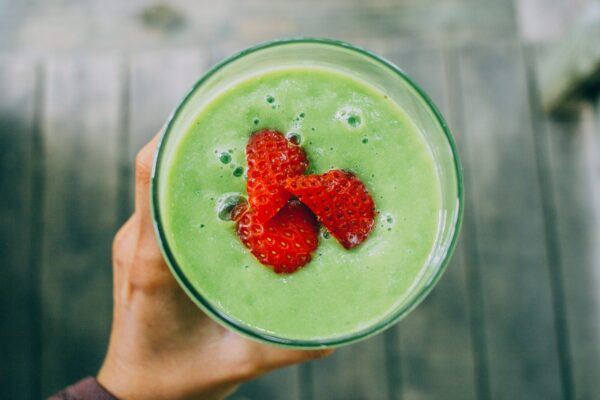 Automne : Smoothie pomme de la vallée d’Aspe & kiwi